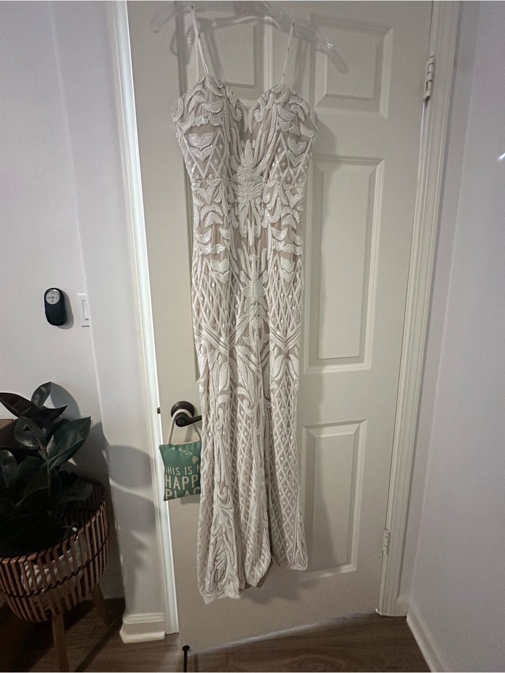 Lulu's Strapless Sweetheart Lace Bridal Gown in White - Picture 3 of 5